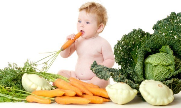 Tập cho bé thói quen ăn rau thật đơn giản