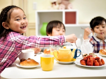 Cách chăm sóc trẻ biếng ăn suy dinh dưỡng